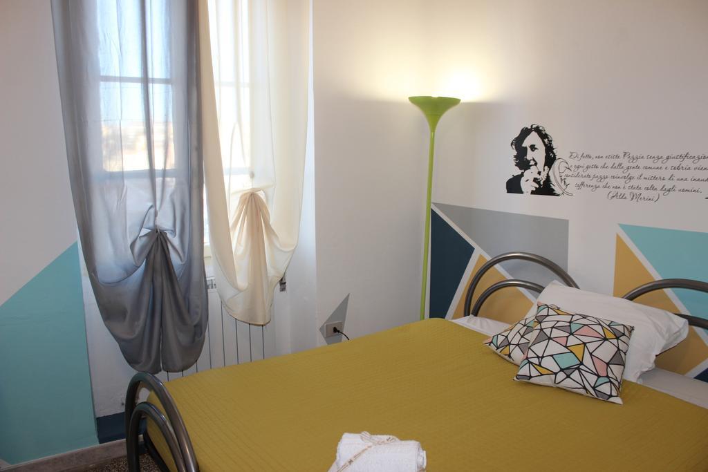 לינה וארוחת בוקר סאסארי Bed 'N Books מראה חיצוני תמונה