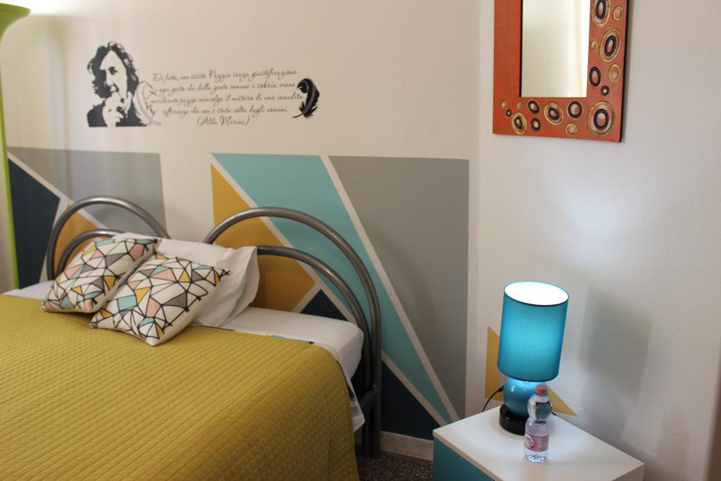 לינה וארוחת בוקר סאסארי Bed 'N Books מראה חיצוני תמונה